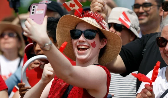 happy-canada